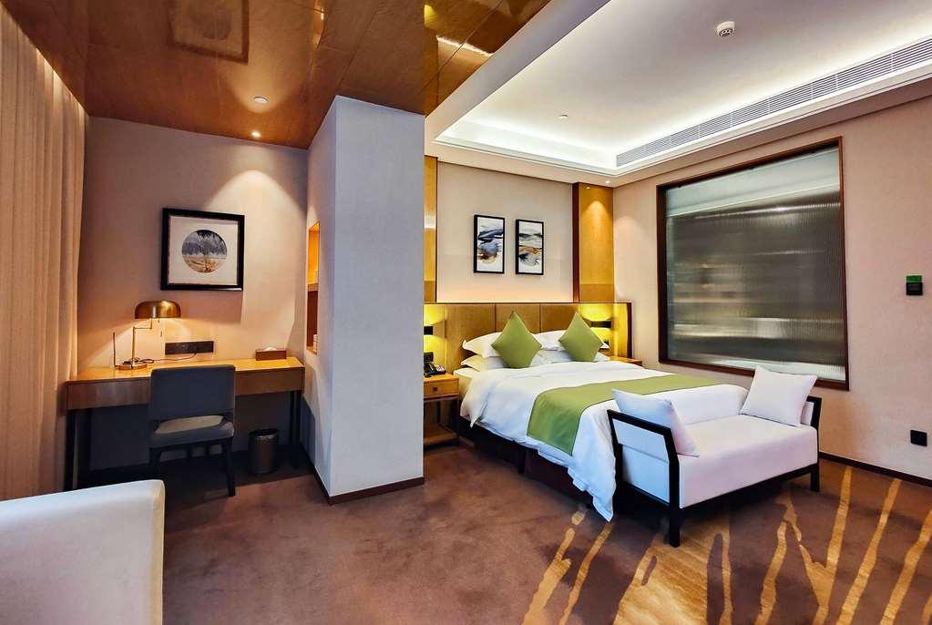 ホテル ラマダ ルーシャン 楽山市 部屋 写真